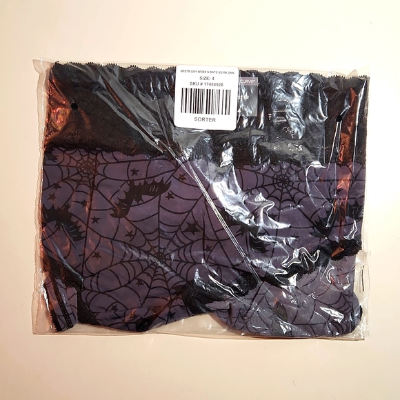 ❤️NWT VINTAGE TORRID PANTY BATS PRINT SEAMLESS MID-RISE HIPSTER - HALLOWEEN PLUS - Picture 6 of 11